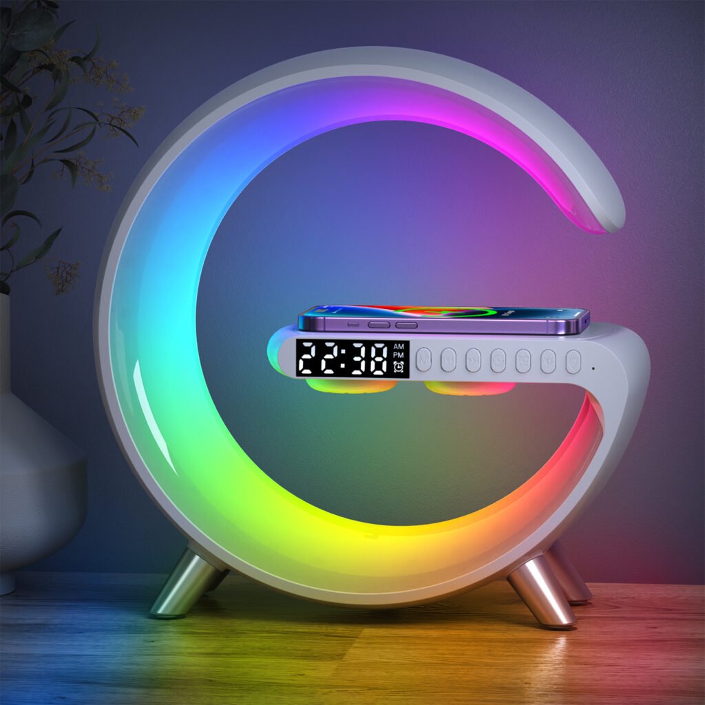 Lâmpada LED inteligente com altifalante Bluetooth, carregador sem fios, controlo por aplicação, ideal para decoração de quartos e casas. All in One