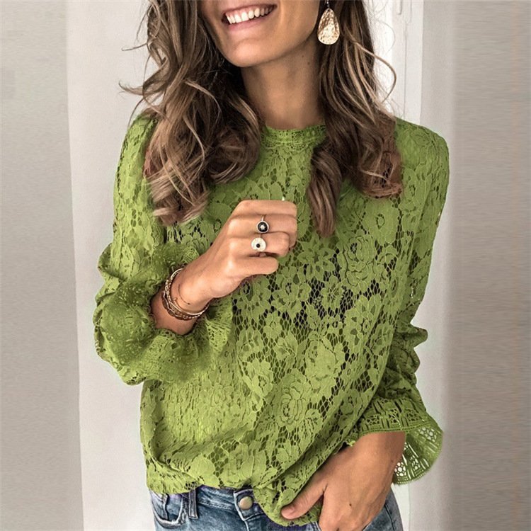 Camisa feminina de renda vazada